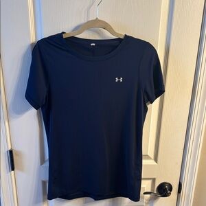 Under Armour Women's Navy Blue T-Shirt